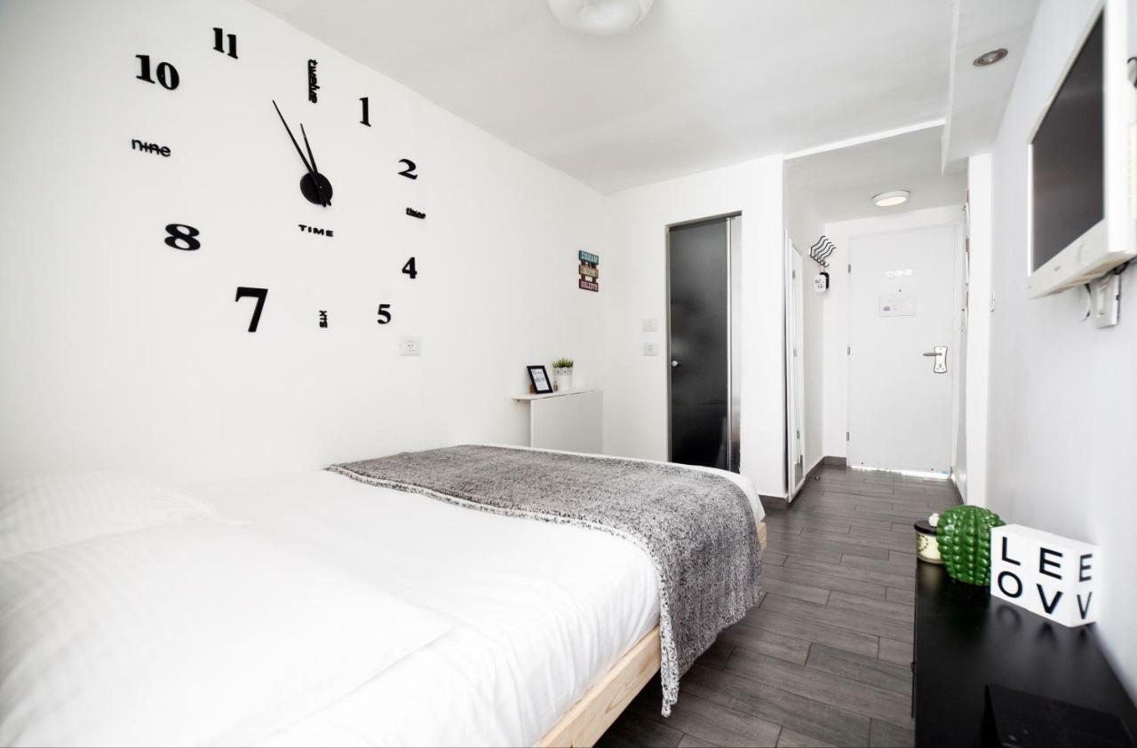 Stunning Studio By The Beach เทลอาวีฟ ภายนอก รูปภาพ